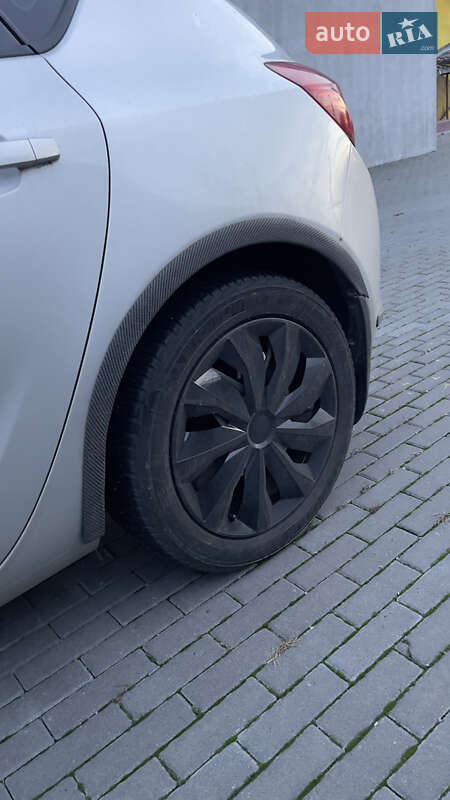 Хетчбек Opel Astra 2011 в Києві