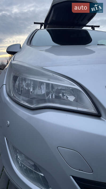 Хетчбек Opel Astra 2011 в Києві