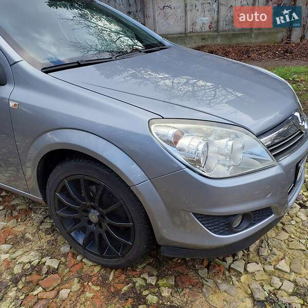 Універсал Opel Astra 2009 в Харкові