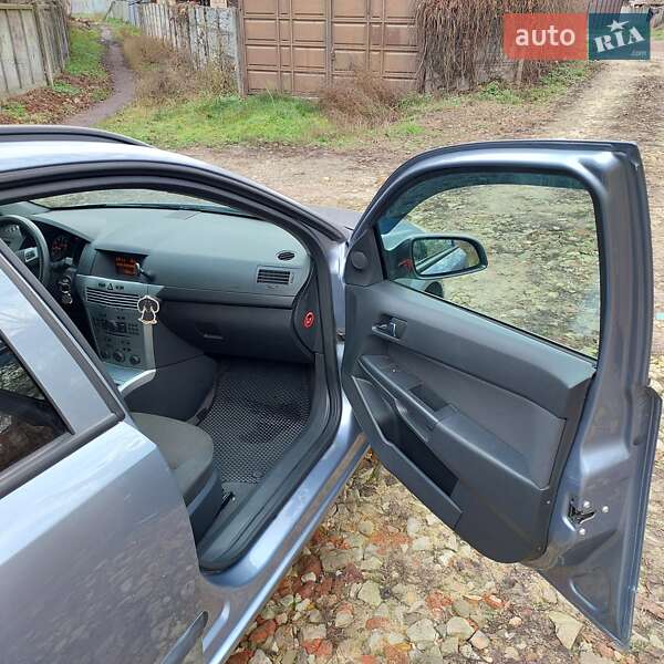 Універсал Opel Astra 2009 в Харкові