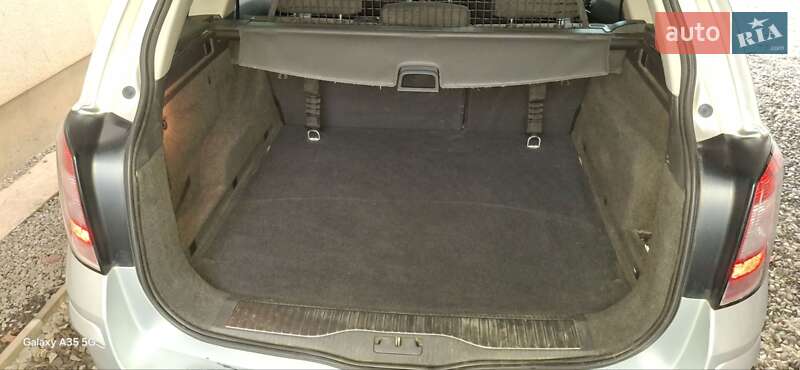 Універсал Opel Astra 2008 в Виноградові