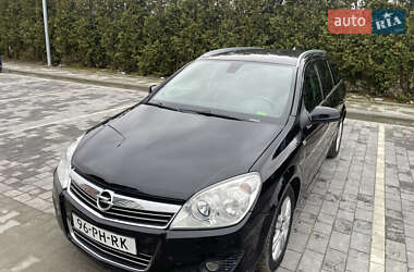 Універсал Opel Astra 2009 в Городку