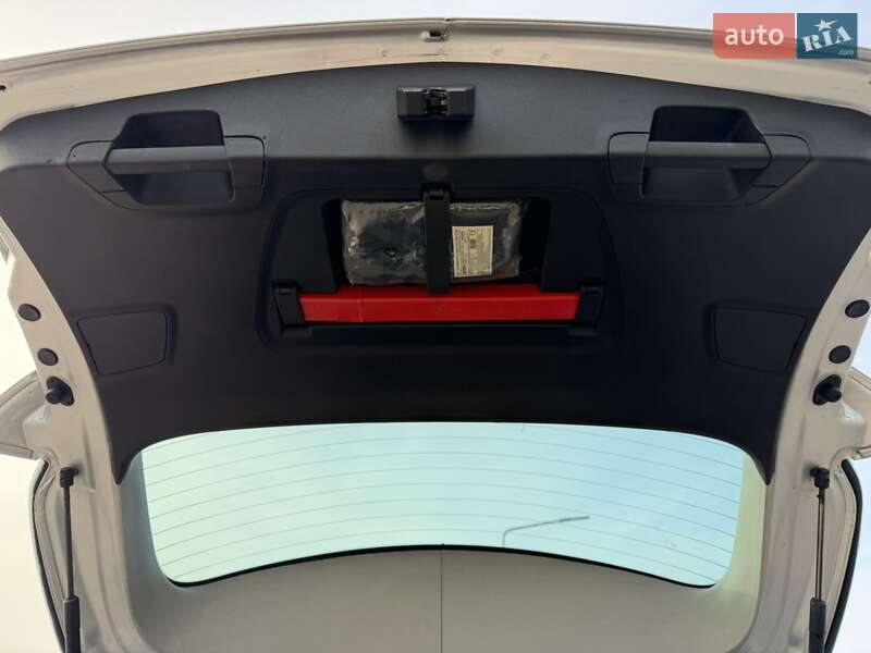 Универсал Opel Astra 2011 в Браиловом