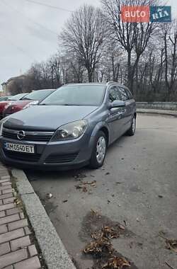 Универсал Opel Astra 2005 в Житомире