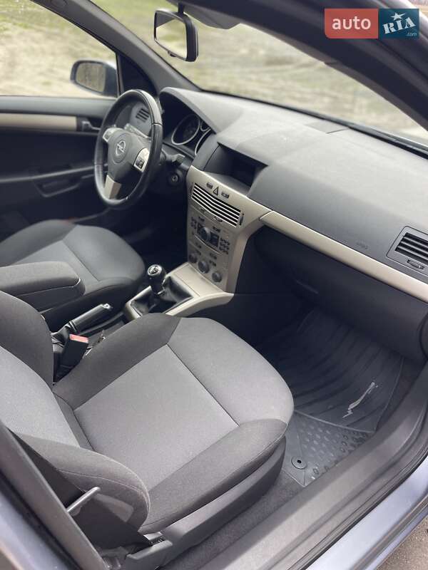 Універсал Opel Astra 2008 в Бородянці