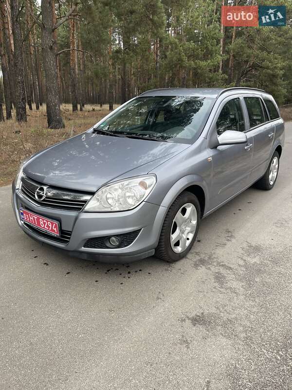 Універсал Opel Astra 2008 в Бородянці
