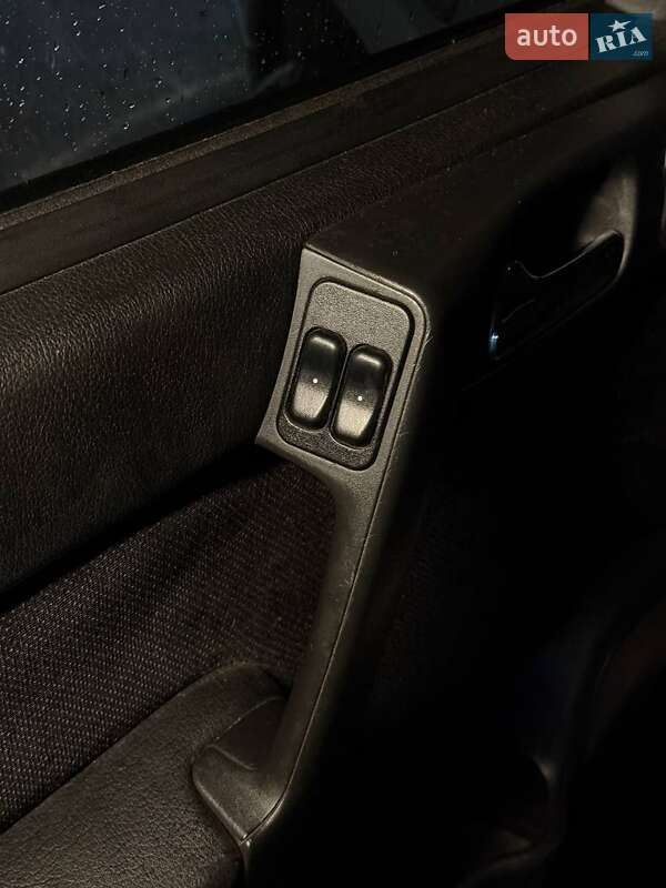 Хетчбек Opel Astra 2000 в Києві