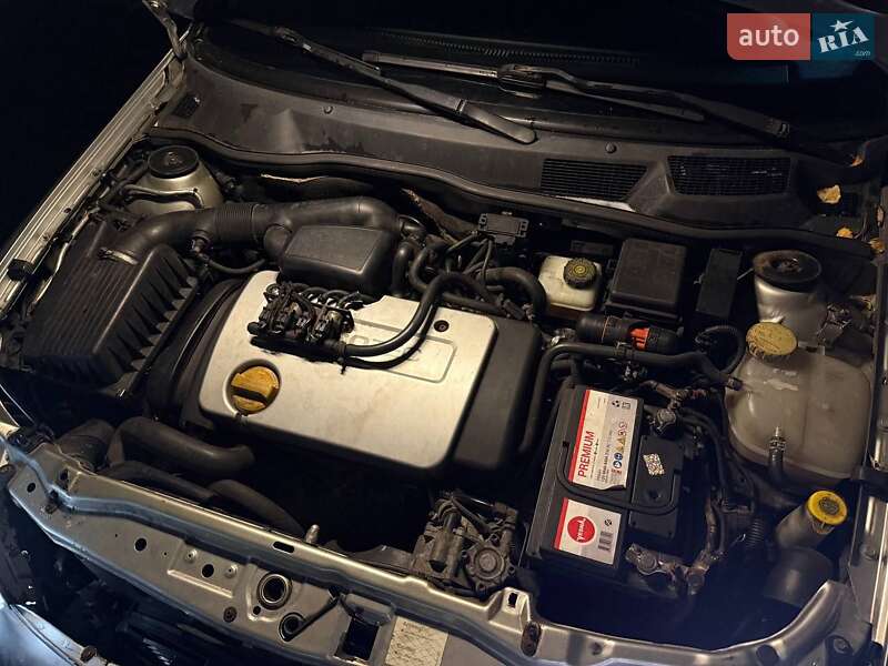 Хетчбек Opel Astra 2000 в Києві