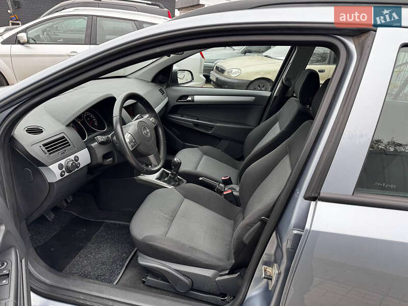 Универсал Opel Astra 2007 в Днепре