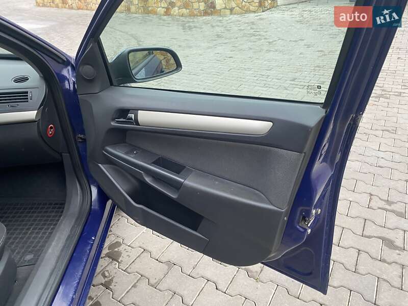 Універсал Opel Astra 2007 в Могилів-Подільському