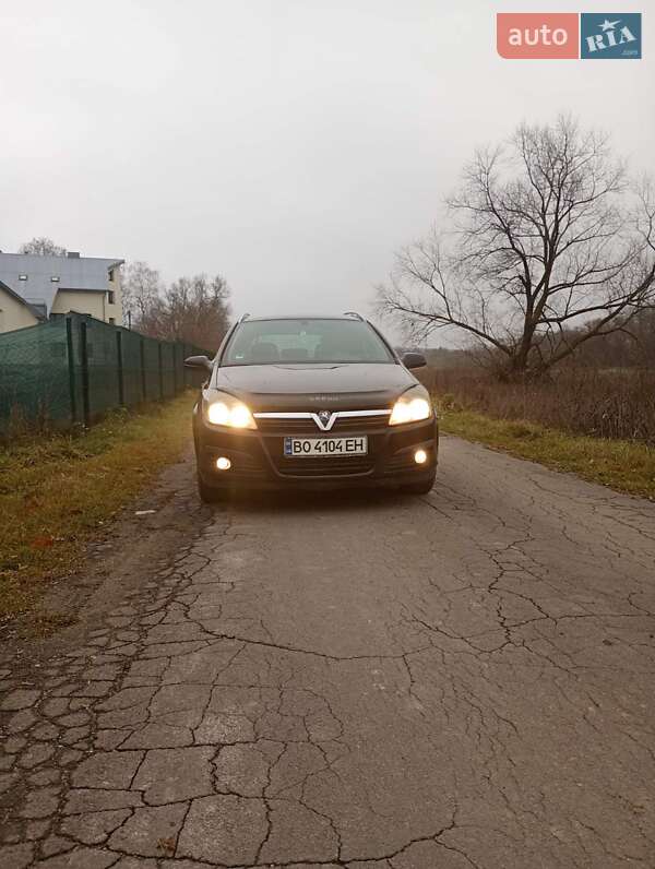 Універсал Opel Astra 2005 в Теребовлі