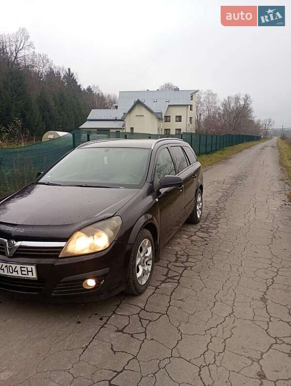 Універсал Opel Astra 2005 в Теребовлі