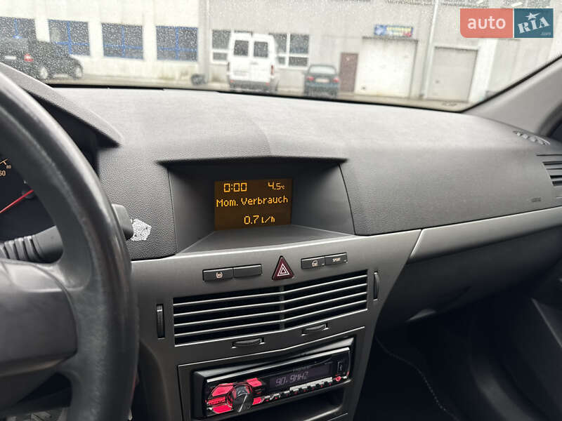 Хетчбек Opel Astra 2004 в Вінниці