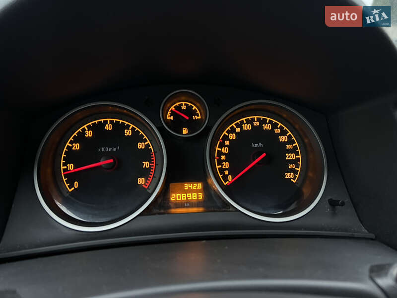 Універсал Opel Astra 2008 в Луцьку