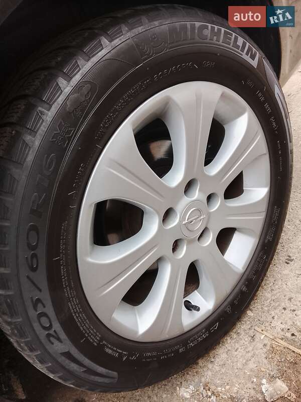 Универсал Opel Astra 2008 в Белогородке фото 15 Универсал Opel Astra 2008 в Белогородке