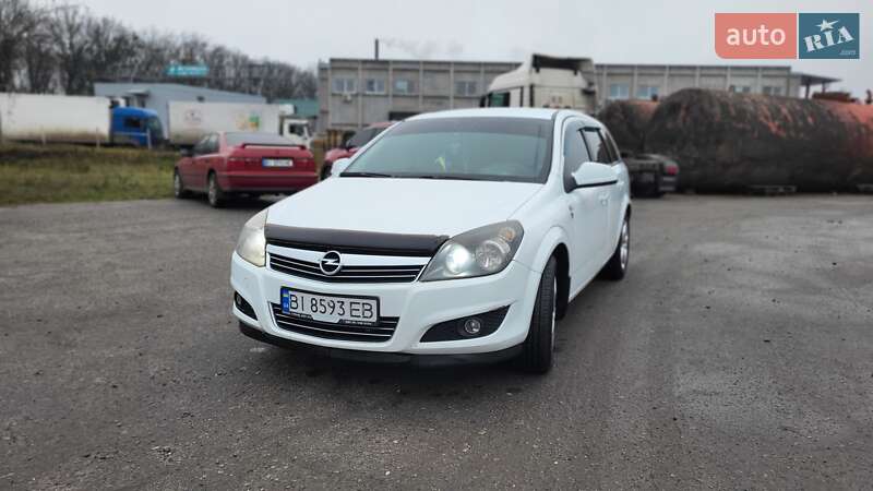 Універсал Opel Astra 2010 в Полтаві фото 3 Універсал Opel Astra 2010 в Полтаві
