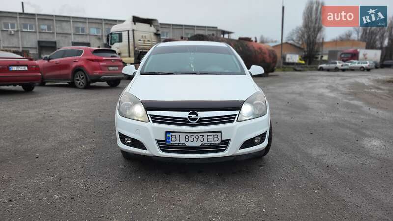Універсал Opel Astra 2010 в Полтаві фото 4 Універсал Opel Astra 2010 в Полтаві
