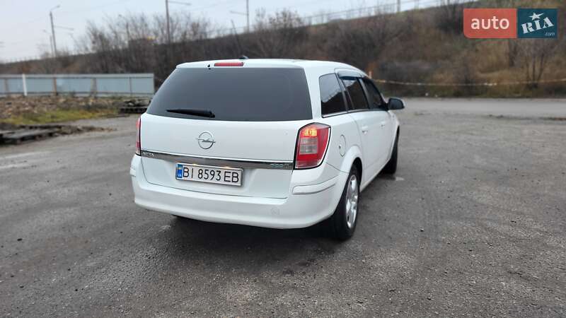 Універсал Opel Astra 2010 в Полтаві фото 11 Універсал Opel Astra 2010 в Полтаві