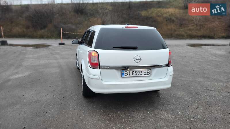 Універсал Opel Astra 2010 в Полтаві фото 16 Універсал Opel Astra 2010 в Полтаві