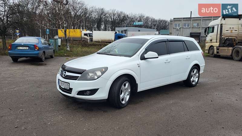 Універсал Opel Astra 2010 в Полтаві фото 27 Універсал Opel Astra 2010 в Полтаві