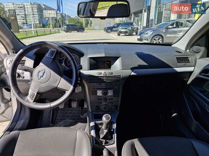 Универсал Opel Astra 2006 в Сумах