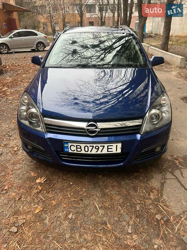 Універсал Opel Astra 2005 в Києві