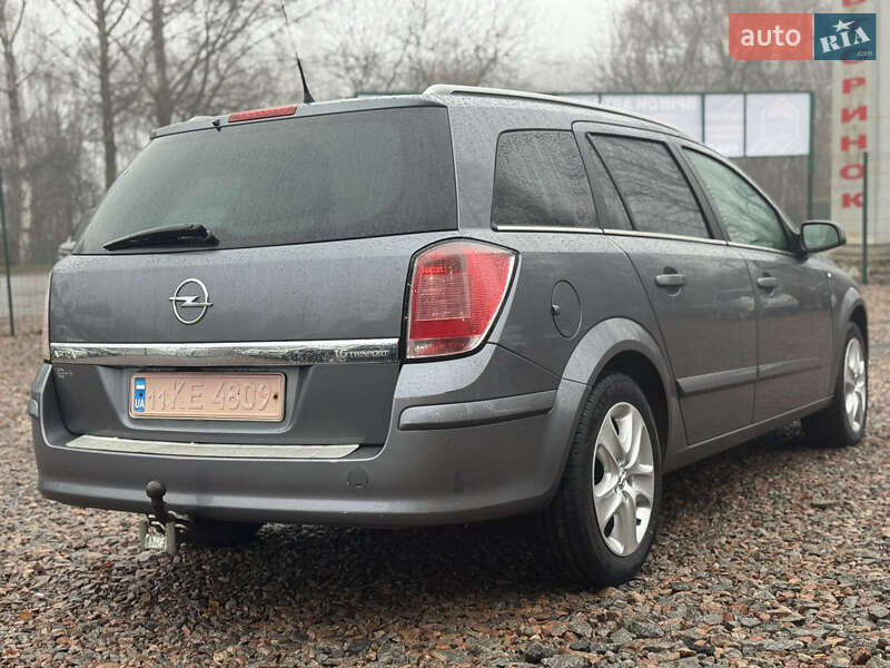 Універсал Opel Astra 2006 в Лубнах