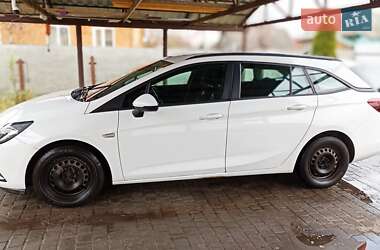 Универсал Opel Astra 2017 в Ахтырке