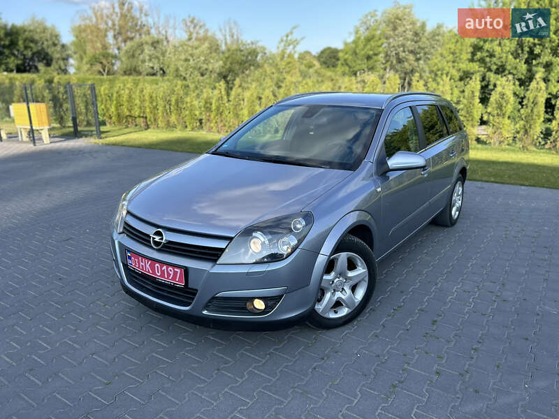 Універсал Opel Astra 2005 в Золочеві фото Універсал Opel Astra 2005 в Золочеві