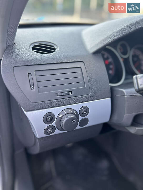 Універсал Opel Astra 2005 в Золочеві фото 32 Універсал Opel Astra 2005 в Золочеві