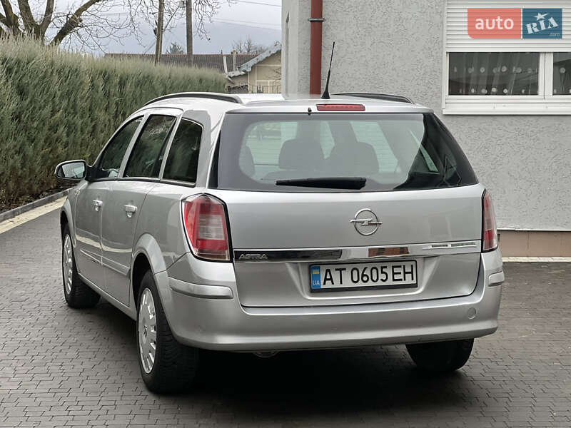 Універсал Opel Astra 2007 в Івано-Франківську