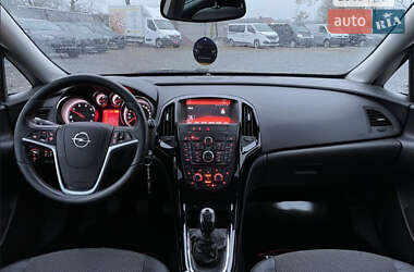 Универсал Opel Astra 2016 в Харькове