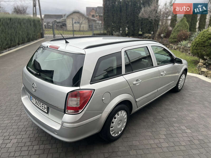 Універсал Opel Astra 2007 в Івано-Франківську