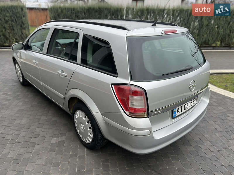 Універсал Opel Astra 2007 в Івано-Франківську