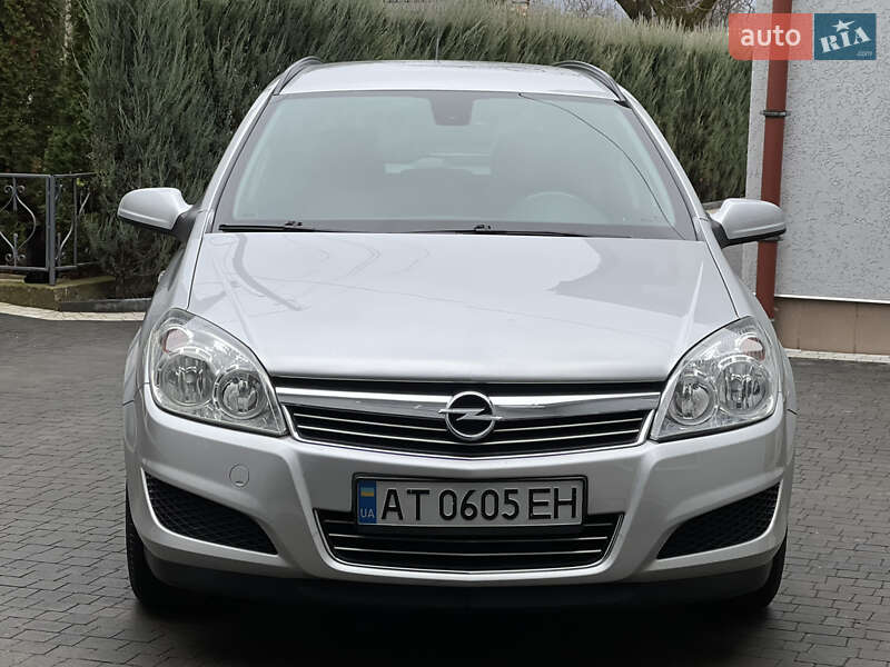 Універсал Opel Astra 2007 в Івано-Франківську
