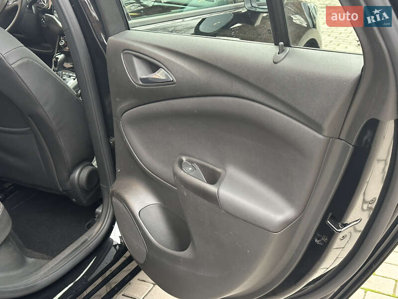 Універсал Opel Astra 2020 в Луцьку