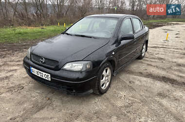 Седан Opel Astra 2008 в Киеве