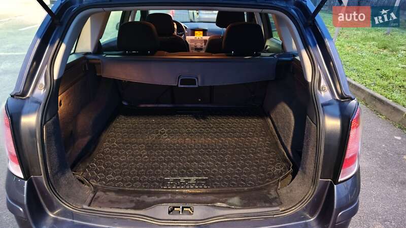 Универсал Opel Astra 2009 в Могилев-Подольске фото 5 Универсал Opel Astra 2009 в Могилев-Подольске