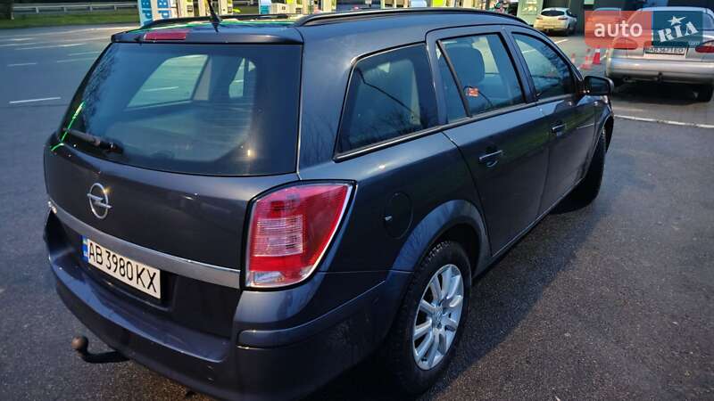 Универсал Opel Astra 2009 в Могилев-Подольске фото 2 Универсал Opel Astra 2009 в Могилев-Подольске
