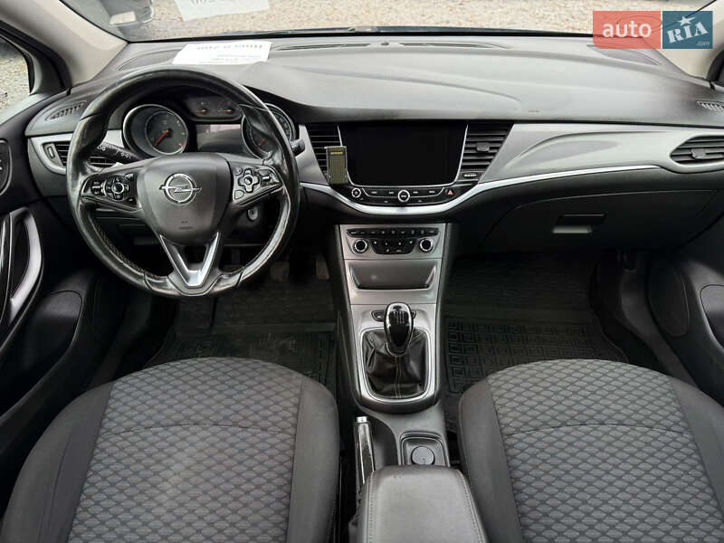 Универсал Opel Astra 2016 в Виннице