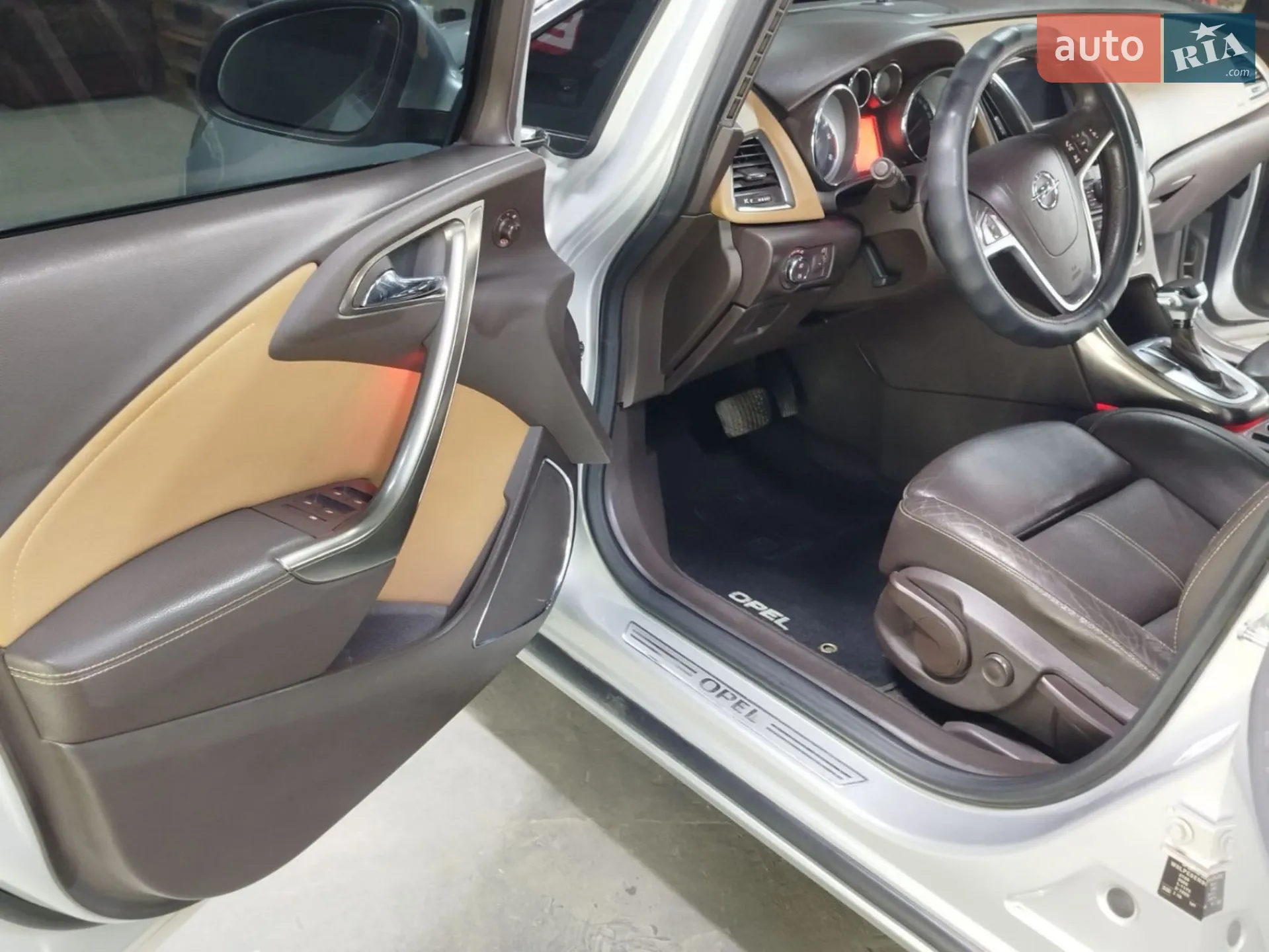2012 Opel Astra - мініатюра 11