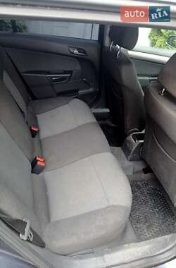 Універсал Opel Astra 2006 в Івано-Франківську