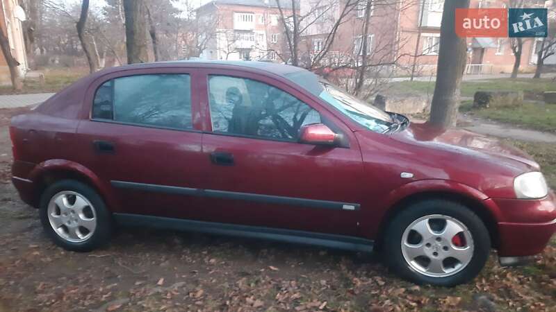 Хетчбек Opel Astra 1998 в Надвірній фото 7 Хетчбек Opel Astra 1998 в Надвірній