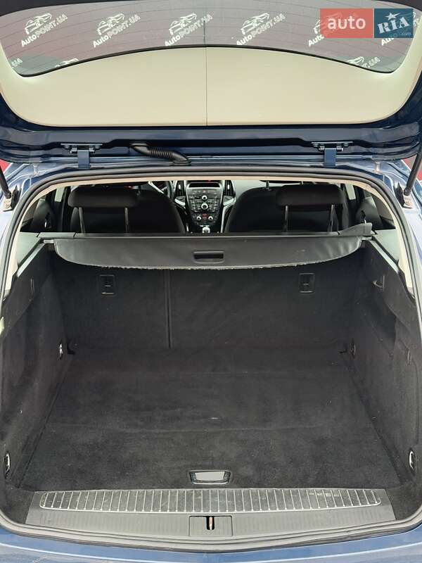 Универсал Opel Astra 2011 в Сумах