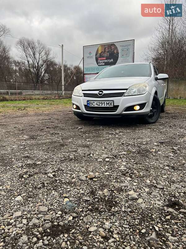 Универсал Opel Astra 2009 в Жидачове