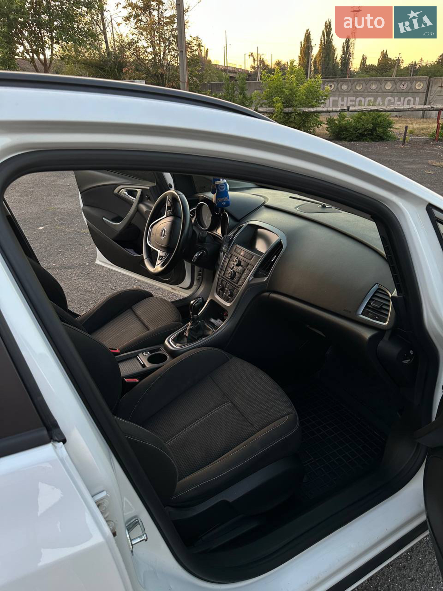2012 Opel Astra - мініатюра 3