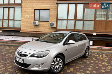 Универсал Opel Astra 2012 в Виннице