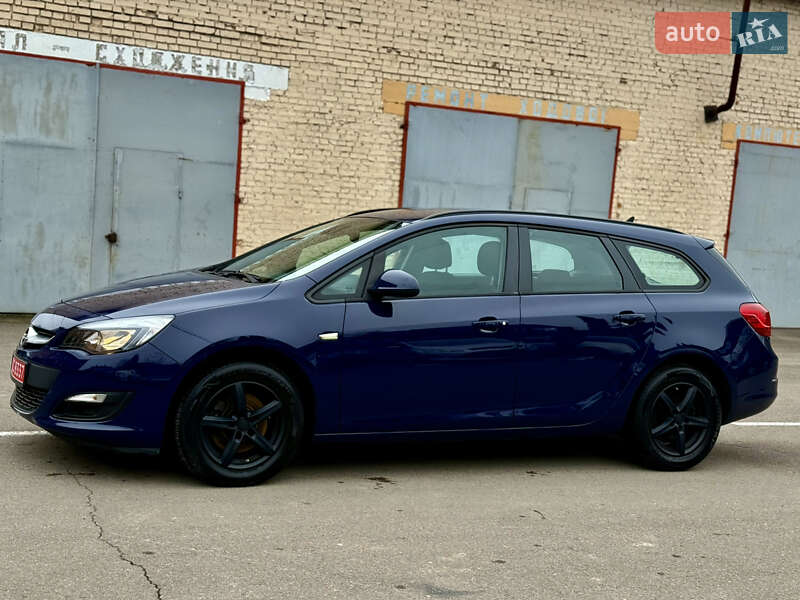Универсал Opel Astra 2014 в Ровно фото 13 Универсал Opel Astra 2014 в Ровно