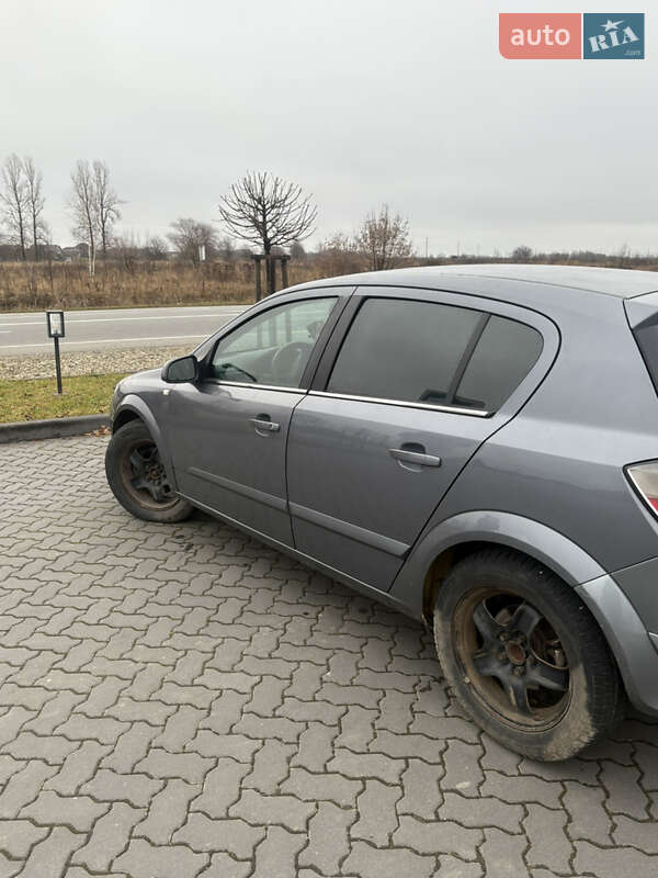 Хэтчбек Opel Astra 2004 в Коломые фото 6 Хэтчбек Opel Astra 2004 в Коломые