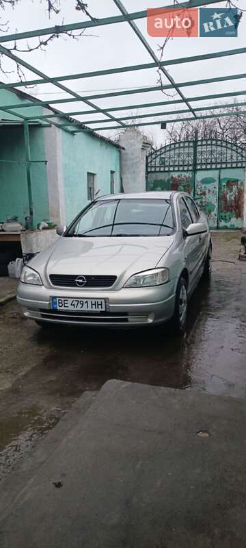 Opel Astra 2006